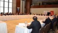 Deniz Ticaret Odası’nın Ataköy Sheraton Otel’de düzenlediği çalıştaya, Ulaştırma, Denizcilik ve Haberleşme Bakanı Lütfi Elvan, Denizcilik Müsteşarı Yardımcısı Özkan Poyraz, Deniz ve İç Sular Düzenleme Genel Müdürü Mehdi Gönülaçık, Deniz Ticareti Genel Müdürü Mustafa Çalışkan, Tersaneler ve Kıyı Yapıları Genel […]