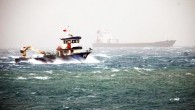 Ayrıca, Marmara’da kuzey ve kuzeydoğu yönlerden esen rüzgarın kuvvetlenerek, sabah saatlerinden itibaren 6 ila 8 kuvvetinde fırtına şeklinde esmesi bekleniyor.  Güney Ege ve Batı Akdeniz’de denizci ve balıkçılara uyarı Güney Ege’nin güneyinde ise sabah saatlerinden itibaren rüzgarın kuzey ve kuzeybatı […]