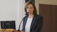 Tanırcan, Marmara’ya 10 tane deniz dibi gözlemevi ve fay hareketlerinin gözlenebilmesi için de 4 tane ekstansometre yerleştirildiğini söyledi. Kandilli Rasathanesi ve Deprem Araştırma Enstitüsü ile Japon akademisyenlerin birlikte yürüttüğü afetiyle ilgili çalışmalara ilişkin seminer verildi. Seminerde vatandaşların tsunami konusunda bilgilendirilerek bilinçlendirilmesi […]