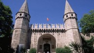 16 Kasım 2014 Pazar – Kültür ve Turizm Bakanlığı’ndan yapılan açıklamada;Topkapı Sarayı nın doğru anlatılması,Türkiye nin tarihi ve medeniyetinin tanıtımı amacıyla Bakan Ömer Çelik’in talimatıyla rehberlere yönelik yeni bir proje başlatıldığı belirtildi. Türkiye de en çok ziyaret edilen müzesi olma özelliğine sahip […]