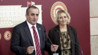 Son günlerde Kocaeli’de deniz otobüslerinin ulaşımdan kaldırılıp, satılacağı yönündeki açıklamalar üzerine CHP Kocaeli Milletvekili Haydar Akar, TBMM’ye  soru önergesi verdi. Akar, İçişleri Bakanı Efkan Ala’nın yanıtlaması istemiyle verdiği soru önergesinde 8 soru sordu. Akar, Kocaeli’nin deniz ulaşımına yönelik şu saptamaları […]