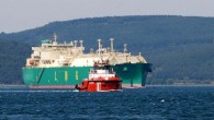 Ayrıca, sıvılaştırılmış doğalgazın İstanbul Boğazı üzerinden tanker teslimatı Türkiye tarafından güvenlik ve bu su yolunun tıkanıklığı gerekçesiyle yasaklandı. Ukrayna’nın Rusya’ya enerji bağımlılığını azaltmaya dair planları İstanbul Boğazı’nda bozulacak. İngiliz Business Monitor International Uzmanı Michael Berrman: “Türkiye Ukrayna’ya sıvılaştırılmış doğal gaz sevkiyatına izin verseydi, diğer Karadeniz ülkeleri de aynı […]