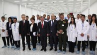 Ürdün Kralı Abdullah, ASELSAN’ın, Ürdün Silahlı Kuvvetleri ile bölge ülkelerinin sınır güvenliği ekipmanlarını üreteceği fabrikasının açılışını gerçekleştirdi. ASELSAN ile King Abdullah II Design Development Bureau (KADDB) Yatırım Grubu (KIG) tarafından ortaklaşa kurulan ve Ürdün Silahlı Kuvvetleri ile bölge ülkelerinin sınır güvenliği ekipmanlarının üretileceği ASELSAN Middle […]