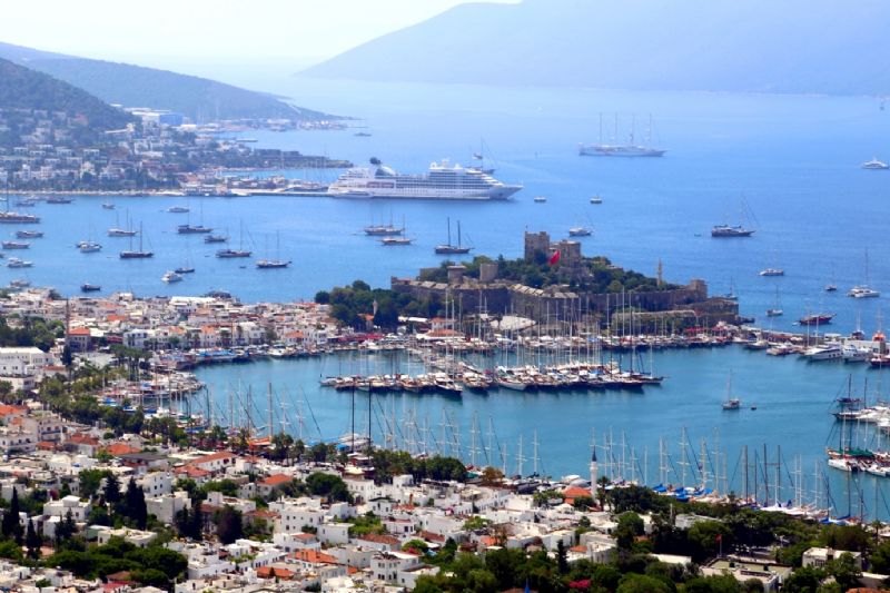 10 Aralık 2014 Çarşamba – 200 milyona yakın okurunun oyları ile seçim