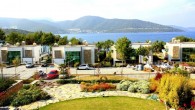 12 Aralık 2014 Cuma – Bodrum da Primex AŞ ile Park Azur Torba Villaları nı inşa eden Uzaltaş İnşaat ın Yönetim Kurulu Başkanı Ünal Pala, yerli yatırımcılar kadar, ülkemizde yatırım yapmak isteyen yabancıların da hemen tamamının turistik yörelerde Anadolu ya özgü yapılarda […]