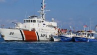 Amasra Sahil Güvenlik Grup Komutanlığı ekipleri, kaçak avcılıkla mücadeleyi sürdürüyor. Sahil Güvenlik ekipleri, Karadeniz kıyısı ve açıklarında su altı tüfeğiyle avlanan balıkçıları denetledi. Zıpkınla avlanan balıkçı teknesinde bulunması gerekli evrak ve donanımlı dalış ekipmanlarını inceleyen ekipler, olumsuzluğa rastlamadı. Sahil Güvenlik Üsteğmen Veli […]