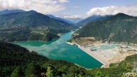 Türkiye’de 4 yılda enerji sektöründe yaklaşık 50 milyar dolar yatırım yapılacak. Enerji yatırımında aslan payını su kaynaklarına yönelik tesisler alacak. Söz konusu dönemde hidrolik tesisler için yaklaşık 16 milyar dolarlık yatırımda bulunulacak.  Kalkınma Bakanlığı koordinasyonunda 10. Kalkınma Planı çalışmaları kapsamında oluşturulan  Enerji Güvenliği ve Verimliliği Özel İhtisas Komisyonu,enerji alanında önümüzdeki yıllarda […]