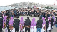 Üsküdar Belediyesi tarafından Giresun ve Ordulular Derneği Federasyonu katkılarıyla Üsküdar İskele Meydanı’nda 2’nci Hamsi Festivali düzenlendi. Festivale Ak Parti İstanbul Milletvekili Erol Kaya, Üsküdar Belediye Başkanı Hilmi Türkmen ve çok sayıda vatandaş katıldı. Renkli görüntülerin oluştuğu festivalde vatandaşlar hamsilerin tadına bakmak için uzun kuyruklar oluşturdu. Üsküdar […]