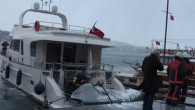 Beşiktaş Arnavutköy sahilinde iskeleye bağlı bulunan lüks yatta sabah saat 07.30 sıralarında henüz bilinmeyen bir nedenle yangın çıktı. Lüks yatın yandığını gören çevredeki vatandaşlar durumu itfaiye ve polis ekiplerine haber verdi.  Olay yerine gelen polis ekipleri yatın etrafına şerit çekerek güvenlik önlemi aldı. […]