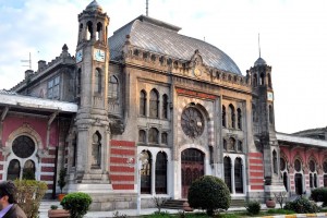 İBB, tarihi garı, envanterinde bulunan özel koleksiyonun sergileneceği yer olarak