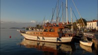 Foça Belediyesi tarafından bu yıl 4’üncü düzenlenecek olan “Deniz Öyküleri Ödülü” yarışmasına başvurular başladı. Okuma ve yazmaya teşvik etmek amacıyla gerçekleştirilecek yarışmayla ayrıca, Türk dilini doğru ve etkin bir biçimde kullanması, özellikle de öykücülükte yeni eserler kazandırılması da hedefleniyor. Foça […]