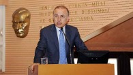 İMEAK Deniz Ticaret Odası Meclis Başkan Vekili Tahir Sarıoğlu’nun başkanlığında gerçekleşen Mart ayı meclis toplantısında kılavuz ve römorkörcülük hizmetlerinde yaşanan rekabet, rekabetin getirdiği güvenlik sorunları, kılavuz kaptanların çalışma şartları ve sektördeki ticari kaygılar tartışıldı. Türk kılavuz kaptanları en düşük hasarla […]