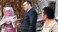 İhaleyi kazanarak hızlı şekilde işe koyulan Side Dalış ve Sualtı Hizmetleri atölyesi, DTO Antalya Şube Başkanı Bekir İnanç Kendiroğlu’nu ağırladı. Heykellerin yapım aşamasını yerinde görmek için atölyeye giden başkan Kendiroğlu, heykelleri inceledi. Mayıs ayında teslim edilecek 110 heykelin 5 ayrı […]