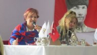 12 Mart 2015 Perşembe – NİLGÜN ATAR- turizmhaberleri.com HARRAN DOSYASI-4 Uluslararası Ekolojik Kadın Köyü Derneği ve Harran Belediyesi işbirliğinde gerçekleştirilen festivalde iki konferans yapıldı. Medeniyetlerin Kadına Bakışı konulu konferansın birinci bölümünü okumak için: www.turizmhaberleri.com/haberayrinti.asp?ID=28880 8 Mart Dünya Emekçi Kadınlar Günü’nde gerçekleştirilen konferansta; […]
