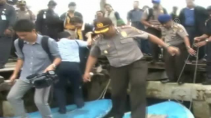 Bazı illegal gruplar tarafından Tayland üzerinden Endonezya’nın Benjina Adası’na getirilen, Tayland, Kamboçya, Burma ve