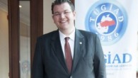 02 Nisan 2015 Perşembe – TÜGİAD (Türkiye Genç İşadamları Derneği) Ankara Şube Başkanı Türker Naslı, Türkiye’nin Başkenti Ankara’dan dünyadaki birçok önemli merkeze direkt uçuşların olmadığını belirterek, bu durumun kentin ekonomisi, ticari hayatı ve turizmine darbe vurduğunu ifade etti. Bu sorununun acilen çözülmesi […]