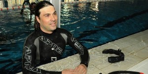Çanakkaleli milli sporcu Sertan Aydın, 79.93 metrelik dereceyle “Su Altında