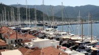 Bu yıl 34.’sü düzenlenen Marmaris Yacht Charter Show start aldı. Sponsorluğunu Marmaris Belediyesi ve Ergo Sigorta’nın yaptığı organizasyon, bu yıl 34 yaşını dolduruyor. Acentelere tekneleri ve mürettebatlarını yakından tanıtmak amacıyla başlayan festival, yat turizminde önemli bir görev üstleniyor. Festival, 50 tekne […]