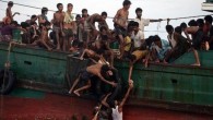 Tayland’ın, insan kaçakçılarının açık denizde terk ettiği teknelerdeki Arakanlı Müslümanların kurtarılması için donanmaya ait bir gemiyi görevlendirdiği bildirildi. Yerel medyada yer alan haberlerde, cunta yönetiminin lideri ve Başbakan Prayuth Çan-oça tarafından Andaman Denizi’nde terk edilen teknelerdeki Arakanlı Müslümanların kurtarılması amacıyla […]