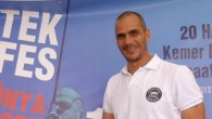 Serbest dalış dünya rekortmeni milli sporcu Devrim Cenk Ulusoy, Antalya’nın Kemer ilçesinde 120 metre derinlikte gerçekleştirdiği rekor denemesi sırasında sığ su bayılması yaşadı. Milli sporcu Devrim Cenk Ulusoy, kendisine ait 81 metrelik serbest dalış dünya rekorunu 120 metre ile geçmek […]