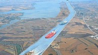 Süveyş Kanalı Yönetimi (The Suez Canal Authority-SCA), resmi açılışı 6 Ağustos 2015’te Mısır Devlet Başkanı Abdel Fattah El-Sisi tarafından yapılacak Yeni Süveyş Kanalı’nın kutlamalarını başlattı. SCA Başkanı Amiral Mohab Memiş, “Yeni Süveyş Kanalı, sadece açılan yeni bir su yolu ve […]