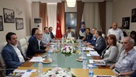 23 Temmuz 2015 Perşembe – Antalya’nın Kaleiçi ile katıldığı ‘Çiçek Açan Şehirler’ yarışmasının jüri üyeleri Antalya’da temaslarına başladı. Jüri üyeleri Belçikalı Alain Cappelle ve Kanadalı Richazd Daıgneault Büyükşehir Belediye Başkanı Menderes Türel’i ziyaret etti. Ziyaret sırasında jüri üyelerine ‘Çiçek Açan Antalya’ projesinin […]