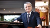 19 Temmuz 2015 Pazar – Avrupa’da online seyahat acentalarının oteller üzerindeki fiyat baskılarının giderilmesi yönünde önemli kararlar alınıyor. Almanya’dan sonra Fransa da oteller, müşterilerine ve işbirliği yaptığı kurumlara kendi uygun gördükleri fiyat avantajlarını özgürce sunabilme haklarını kazandı. Yani online siteler artık otellere […]