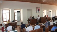 11 Temmuz 2015 Cumartesi – İzmir Büyükşehir Belediyesi Tarımsal Daire Başkanlığı Urla nın muhtarları ve Urla Ziraat Odası Başkanı Nurettin Kılınç ile bir araya geldi. Kırsal kalkınma projelerine destek veren İzmir Büyükşehir Belediyesi, Urla Belediyesi işbirliği ile çiftçinin yanında olmaya devam ediyor. […]