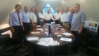 11 Eylül 2015 Cuma – NİLGÜN ATAR- turizmhaberleri.com Tur Operatörleri ve Seyahat acentalarının kendi araçları ile havalimanındaki yolcularını almak üzere havalimanına girememelerinden dolayı yaşadıkları sorunun çözümü için İstanbul merkezli toplantılar yapan TÜRSAB Yönetimi önemli gelişmeler kaydetti.. TÜRSAB Genel Merkezi’nde düzenlenen toplantıya; TÜRSAB […]