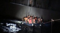 Aydın Didim Tekağaç Burnu güneybatısında 12 Kasım 2015 tarihinde Yunanistan Sahil Güvenlik ekipleri tarafından mültecilerin bulunduğu lastik botu batırıldı. Lastik botu patlatan Yunan Sahil Güvenlik ekipleri bölgeden hızla uzaklaşırken yaklaşık 58 mülteci Türk Sahil Güvenlik ekipleri tarafından son anda kurtarıldı. […]