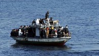 Muğla’nın Bodrum ilçesinde yasa dışı yollarla Yunanistan’a geçmeye çalışan kaçak mültecileri taşıyan bot dün battı. 15 kişinin kayıp olduğu belirtildi. Olay, dün öğle saatlerinde Turgutreis Çatalada yakınlarında meydana geldi. Edinilen bilgiye göre, yasa dışı yollardan Yunanistan’a geçmek isteyen 20 kişinin […]