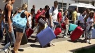 Rusya özel servislerinin yurtdışında tatil yapan Rus turistlerin kaldıkları tatil beldelerini denetlemeye karar verildiği bildirildi. Gazetem.ru’nun haberine göre, “Alfa” Uluslararası gaziler derneği terörle mücadele bölümü Başkanı Sergey Gonçarov, güvenliğin sağlanması için en etkili yöntemin Rus tatilcilerinin bulunduğu yurtdışı tatil beldelerini […]