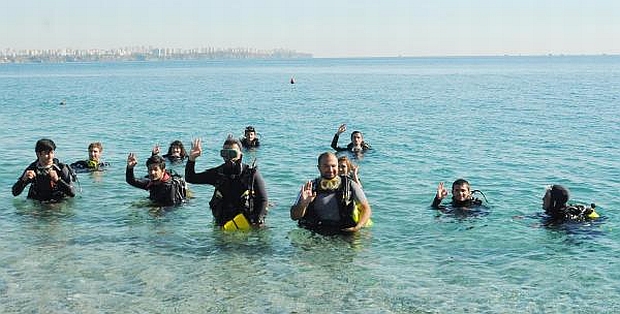 Akdeniz Üniversitesi Su Ürünleri Fakültesi Öğretim Üyesi Doç. Dr. Mehmet