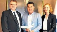 Alman özel havayolu şirketi Germania, Almanya’nın Berlin ve Hamburg kentleri arasında tarifeli uçacak. Germania ilk etapta haftada birer sefer olmak üzere mayıs-ekim arasında seferler düzenleyecek. 2016 turizmi için çalışmaları hızlı şekilde sürdürdüklerini belirten Bodrum Belediye Başkanı Mehmet Kocadon, konuyla ilgili […]