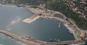 Toplam 384 bin 382 metrekarelik liman ve Hopa Termik Santralı’nın
