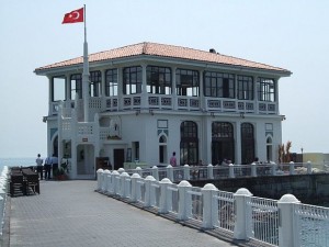 Dönemin ünlü mimarlarından Vedat Tek tarafından, 100 yıl önce 1916-1917