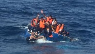 Yunanistan’ın Kos (İstanköy) Adası’na yarım mil uzaklıkta alabora olan lastik bottaki 18 Suriyeli’den 9’u ölürken, 2’si kayboldu. Yunan Sahil Güvenlik ekipleri kayıplar için arama kurtarma çalışması başlattı. Bodrum’dan bu sabah lastik botla yola çıkan Suriye uyruklu 18 mülteci, korku dolu […]