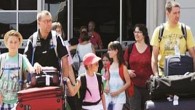 2015 yılı Ocak-Kasım dönemine denk gelen 11 aylık dilimde Türkiye’yi ziyaret eden yabancı sayısı geçen yılın aynı dönemine göre %1,36 azaldı. Bu dönemde gelen yabancı ziyaretçi sayısı 34 milyon 779 bin 841 oldu. Kasım ayında ise yabancı ziyaretçi sayısı geçen […]