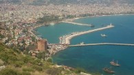 AK Parti Mersin Milletvekili ve Başbakan Yardımcısı Lütfi Elvan’ın 1 Kasım seçimi öncesinde söz verdiği projeler arasında yer alan Anamur İskelesi projesi onaylandı. Anamur için çok önemli olan projenin onaylanmasından dolayı sevinç duyduklarını belirten AK Parti Anamur İlçe Başkanı Feyzullah […]