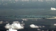 ABD’nin, Pekin’in başağrısı konumundaki Tayvan’a 1,83 milyar dolarlık silah satacağını duyurmasıyla başlayan Çin ABD krizi, ABD’ye ait iki B-52 tipi uzun menzilli bombardıman uçaklarının Güney Çin Denizi’ndeki Çin’in hak iddia ettiği adaların üzerinde uçmasıyla bir üst aşamaya çıktı. Çin medyasına […]