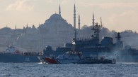NTV’nin haberine göre Rusya’ya ait bir savaş gemisinin İstanbul Boğazı’ndan geçişi sırısında bir askerin sırtında füze taşıdığı görüldü. Rus savaş gemisi Caesar Kunikov’un İstanbul Boğazı’ndan geçişi sırasında gemideki bir asker karadan havaya atılan bir füzeyi boğaz geçisi boyunca omzunda atış […]