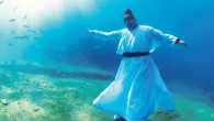 Konya’da 17 Aralık 1273’te ölen Mevlana Celaleddin Rumi’nin ölüm yıldönümünde dalgıçlar sualtında bir etkinlik düzenledi. Tasavvuf düşüncesinin temsilcisi büyük düşünür için Akdeniz’in aydınlık sularını seçen dalgıçlar, geçtiğimiz günlerde Fethiye’de daldı. Sosyal mesajlar veren sualtı fotoğraflarıyla tanınan Bülent Kılınç’a dalış eğitmeni […]