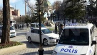 İstanbul Sultanahmet’te sabah saatlerinde meydana gelen patlama turistik bölgede panik ve korkuya neden oldu. Hürriyet’in internet sitesi Hurriyet.com.tr’ye konuşan Sultanahmet Turizmciler Derneği Genel Başkanı Yaşar Yavuz, ölü ve yaralılara neden olan patlama bölge turizmine de ağır bir darbe vurduğunu söyledi. […]