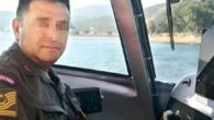İzmir’in Seferihisar İlçesi’nde, göçmen kaçakçılığı yapan organizatörlerin tekne ve botlarla kaçışlarına rüşvet karşılığı izin verdiği iddia edilen Doğanbey Jandarma Komutanı Kıdemli Başçavuş R.A. tutuklandı. İzmir İl Jandarma Alay Komutanlığı’na bağlı İstihbarat Şubesi ekipleri, Seferihisar İlçesi Doğanbey Karakol Komutanı Başçavuş R.A.’nın […]