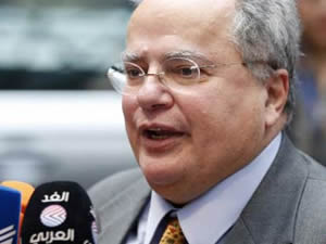 Yunanistan Dışişleri Bakanı Nikos Kotzias, Frontex’ten Ege denizi için 100