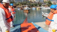 ALİDAŞ-2 Botu tarafından petrol bariyeri ile çevrilen alanda Oil Skimmer (yağ sıyırıcı) cihaz ile yapılan deniz kirliliğine müdahalenin ardından tatbikat başarılı bir şekilde sonlandırıldı. 5 bin 312 sayılı Deniz Çevresinin Petrol ve Diğer Zararlı Maddelerle Kirlenmesine İlişkin Kanun kapsamında Başaran […]
