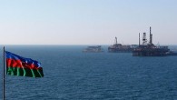 Petrol fiyatları nedeniyle ekonomik kriz yaşayan Azerbaycan’da Cumhurbaşkanı İlham Aliyev,kapsamlı bir özelleştirme programının hazırlanması talimatını verdi. Aliyev özelleştirmelerin hem yerli hem de uluslararası firmalara açık olacağını belirtti. Petrol fiyatlarındaki düşüşün ülkesi için riskleri artırdığını söyleyen Aliyev, sorunlu bankalara kamu desteği […]