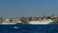 Üç büyük gemi turu operatörü olan Crystal Cruises, Celebrity Cruises ve Royal Caribbean International daha önce programda bulunan Türk limanlarına 2016 yılı içinde uğramayacaklarını duyurdu. İptallerin gerekçesi olarak ise güvenlik endişesi gösteriliyor. 2015 yılında gemi turlarının önemli duraklarından olan Tunus’ta […]