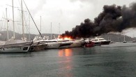 Muğla’nın Fethiye İlçesi’nde lüks yatların bulunduğu Ece Marina’da bağlıyken yanmaya başlayan Elborne Maritime Limited Şirketi’ne ait İngiliz bayraklı 30 metrelik ‘Queen Anna’ adlı lüks motor yat, kullanılamaz hale geldi. Yangın sırasında yatta bulunan kaptan Rus uyruklu 64 yaşındaki Vladimir Lopata, […]