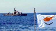 Güney Kıbrıs ve ABD, Kıbrıs kıyılarına yakın denizde Pazartesi sabahı Ortak Arama ve Kurtarma tatbikatı yaptılar. “CYPUSA-01/16” isimli tatbikata Kıbrıs Cumhuriyeti ve Amerika Birleşik Devletleri SAR Birimleri ve Personeli katıldı. Yapılan açıklamada, “Bir ABD Donanma Komuta ve Kontrol gemisi ve […]